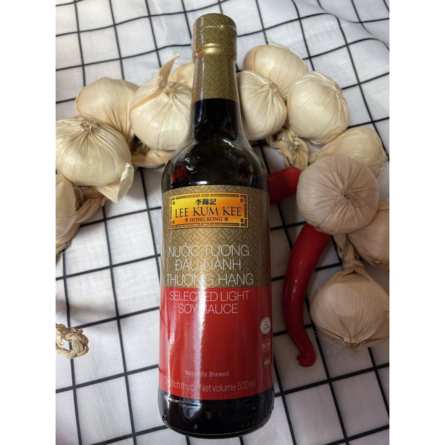 Nước Tương Đậu Nành Thượng Hạng Lee Kum Kee 500ml x 12 Chai