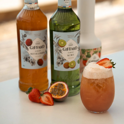 Syrup Giffard Kiwi (Kiwi) 1.000 ml x 6 Chai.png