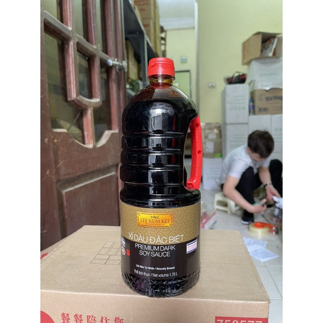 Xì Dầu Đặc Biệt Lee Kum Kee 1.75L x 6 Chai